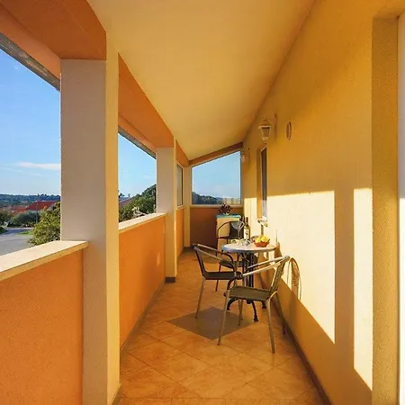 Apartment Mladenka *